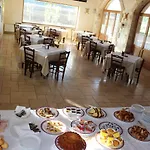 Masseria Chinunno Bed and Breakfast 4*