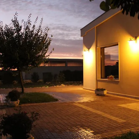 Bed & Breakfast Masseria Chinunno