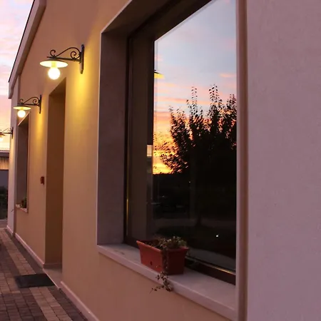 Bed & Breakfast Masseria Chinunno 4*